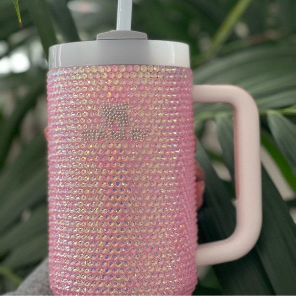 Stanley Rhinestone 40oz Quencher H2.O Flowstate Tumbler - Picture 9 of 12